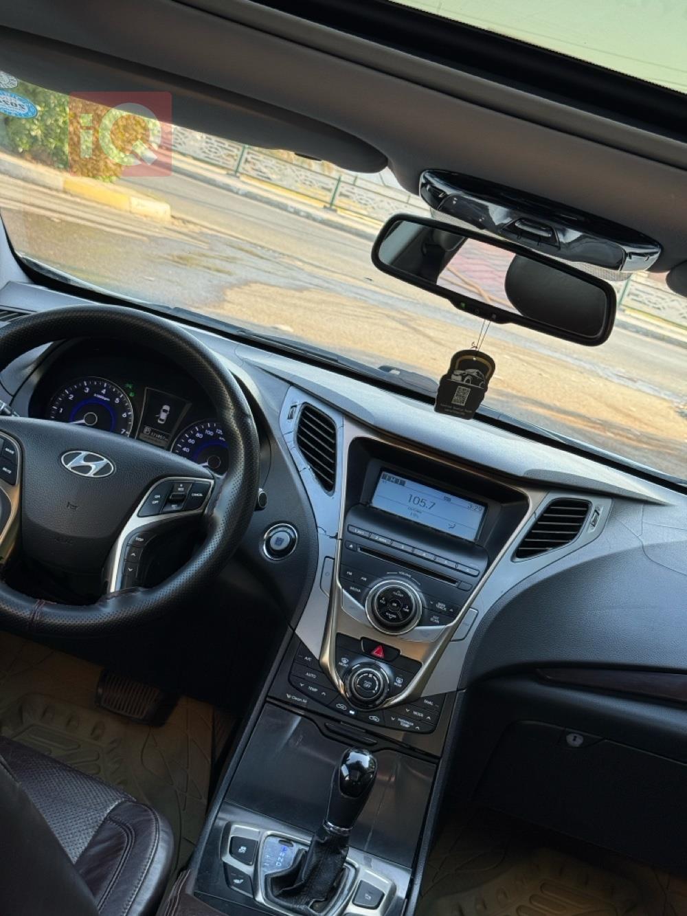 هيونداي أزيرا